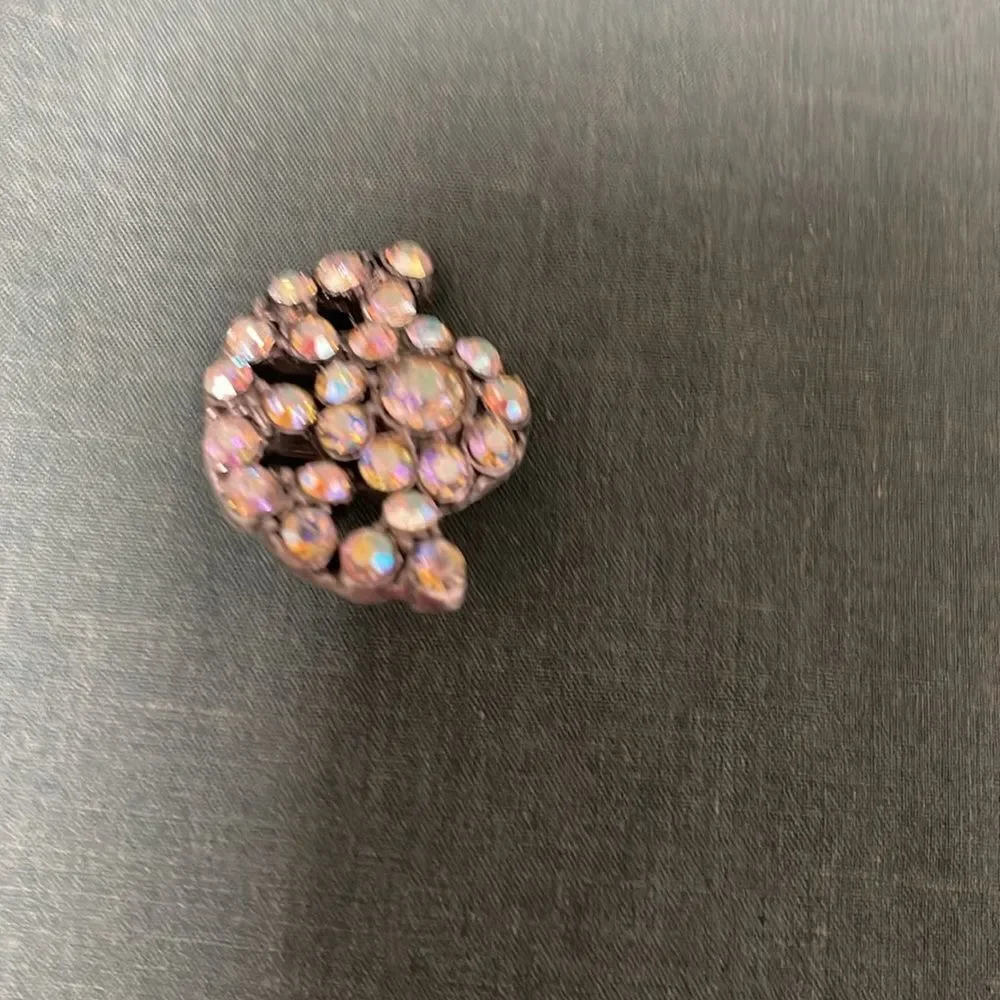 Vintage Elegant Silver Pink Crystal Brooch